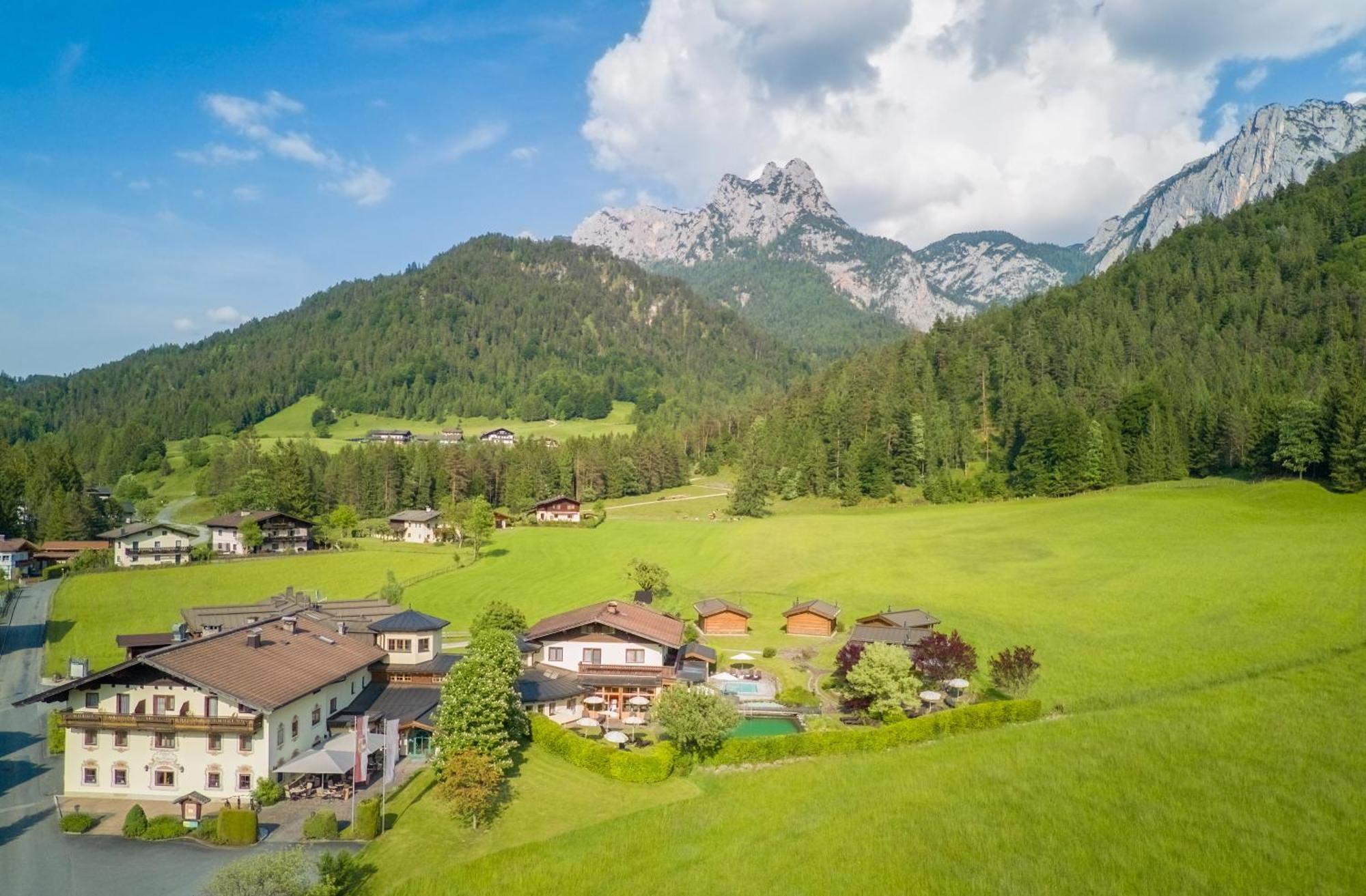 Hotel Vitaloase Zu Den Drei Bruedern Unken Zewnętrze zdjęcie